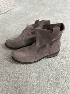 Sole Society Taupe Suede Ankle Booties
